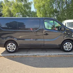 2021 Nissan NV30 or Tekna Panel Van - Image 5