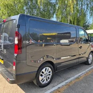 2021 Nissan NV30 or Tekna Panel Van - Image 8