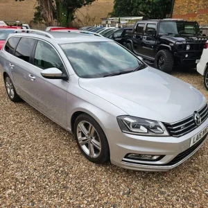 Volkswagen Passat 1.4 TSI BlueMotion R-Line DSG - Image 2