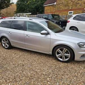 Volkswagen Passat 1.4 TSI BlueMotion R-Line DSG - Image 3