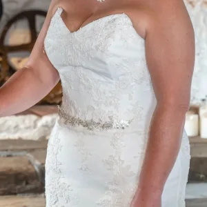 Fishtail wedding dress