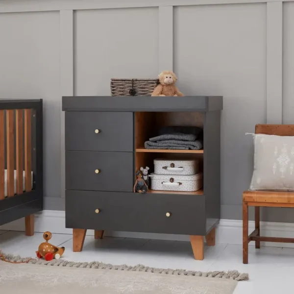 Tutti Bambini Changing Table / Chest of Drawers