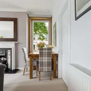 2 bedroom flat in bromley-cross, Chapeltown Road - Image 5