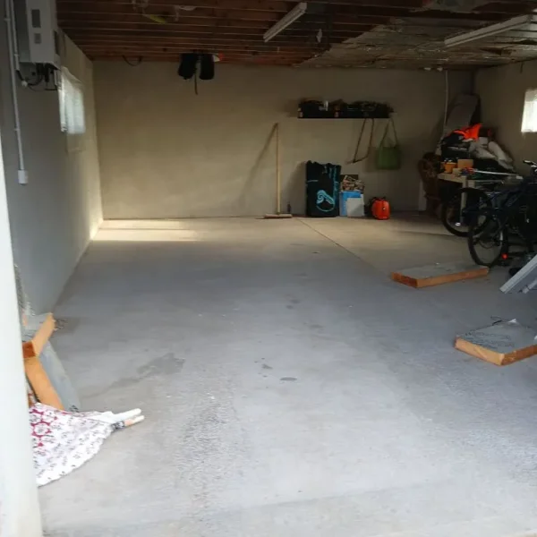 Garage storage unit