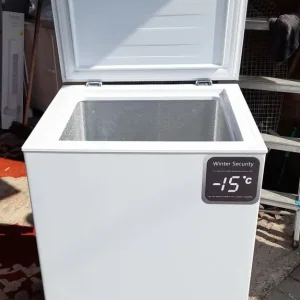 Essentials C95CFW Chest Freezer – White