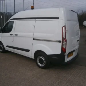2017 Ford Transit Custom 2.0 TDCi 290 Panel Van - Image 5