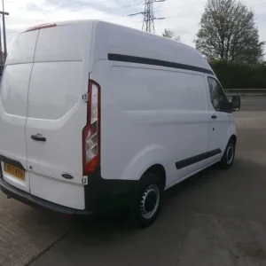 2017 Ford Transit Custom 2.0 TDCi 290 Panel Van - Image 6