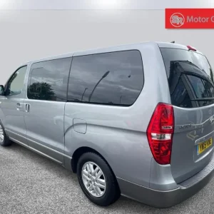 2019 Hyundai i800 2.5 CRDi SE Nav Euro 6 5dr MPV Diesel Manual - Image 3