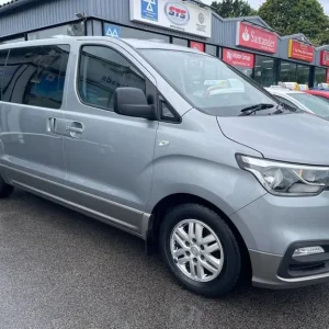 2019 Hyundai i800 2.5 CRDi SE Nav Euro 6 5dr MPV Diesel Manual - Image 5