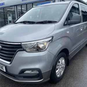 2019 Hyundai i800 2.5 CRDi SE Nav Euro 6 5dr MPV Diesel Manual - Image 7