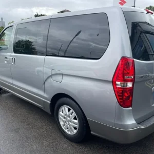 2019 Hyundai i800 2.5 CRDi SE Nav Euro 6 5dr MPV Diesel Manual - Image 8