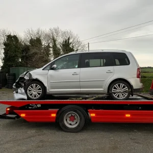 2009 Volkswagen Touran breaking for parts - Image 2