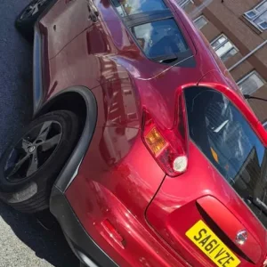 Nissan Juke 2011 Manual Hatchback 5 Doors - Image 4