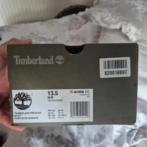 Junior Timberland 6" Premium Boots - Image 2
