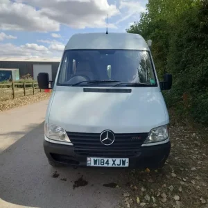 2000 Mercedes Sprinter Camper – Runs Smooth, All Systems Working
