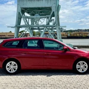 2015 Peugeot 308 SW 1.2 Active 5-door Estate in Red Metallic - Image 4