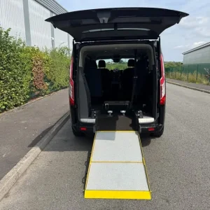 2019 Ford Tourneo Custom Titanium WHEELCHAIR ACCESSIBLE MPV - Image 7