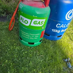 7kg and 15kg gas bottles - Image 2