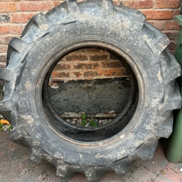 Tractor tyre