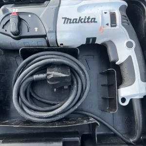 Makita HR2470WX 240v hammer drill with bits and carry case - Image 2
