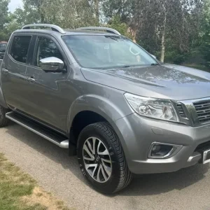 2018 Nissan Navara Tekna 2.3 DCI Double Cab 4x4 - Image 8