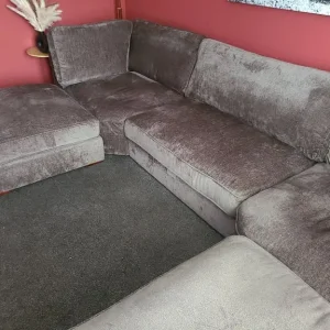 Large grey fabric sofa - Image 4