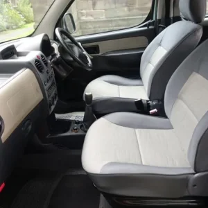 2008 Peugeot Partner Totem 1.4 5-door MPV petrol manual - Image 4