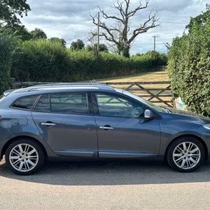 2015 Renault Megane 1.6 dCi GT Line Nav Sport Tourer 5dr Diesel Manual - Image 5