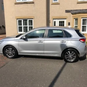 Hyundai i30 2017 hatchback manual 1.6 CDTI - Image 2