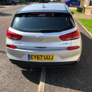 Hyundai i30 2017 hatchback manual 1.6 CDTI - Image 3