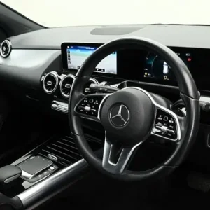 2021 Mercedes-Benz GLA 2.0d Sport SUV - Image 3