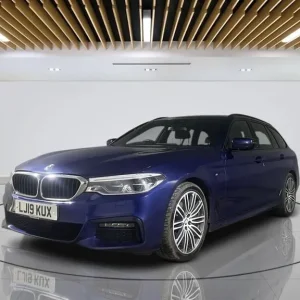 2019 BMW 5 Series 3.0d M Sport Touring Estate - Image 4