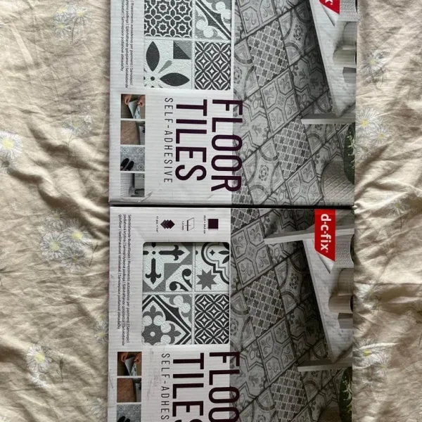 Floor tiles