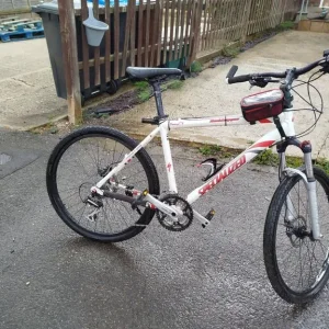 Specialized hybrid bike