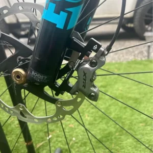 Santa Cruz Chameleon C 29er Hardtail Carbon Bike - Image 4