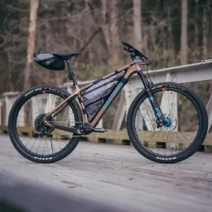 Santa Cruz Chameleon C 29er Hardtail Carbon Bike - Image 5