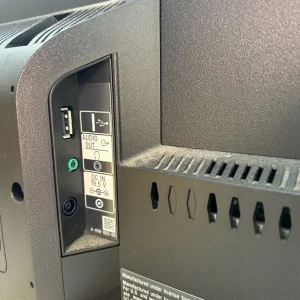 Sony LCD Bravia 35" TV - Image 3