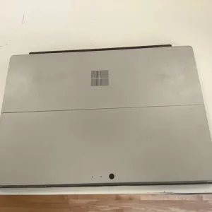 Microsoft Surface Pro 4 with 4GB RAM and 128GB SSD - Image 2
