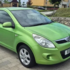 HYUNDAI i20 1.4 Petrol ULEZ Free - Image 2