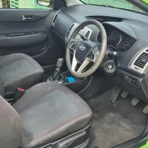 HYUNDAI i20 1.4 Petrol ULEZ Free - Image 7
