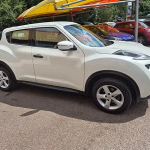 2014 Nissan Juke VISIA Hatchback Petrol Manual - Image 4
