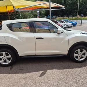 2014 Nissan Juke VISIA Hatchback Petrol Manual - Image 5
