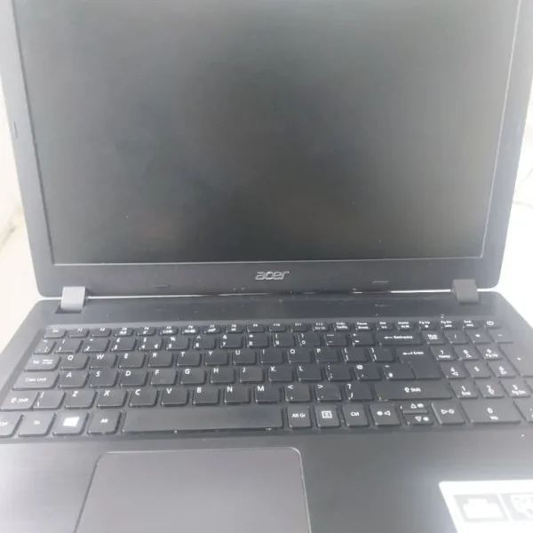 Acer Aspire A315-21 AMD laptop