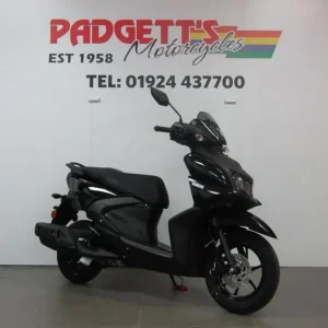 2025 Yamaha RAYZR scooter - Image 2