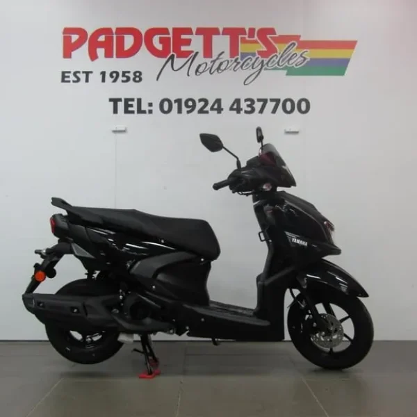 2025 Yamaha RAYZR scooter