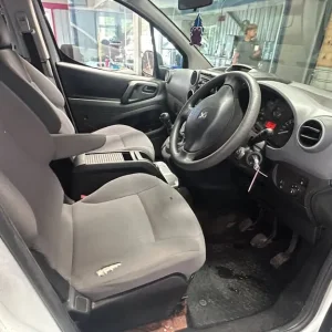 2016 Peugeot Partner Blue HDI Panel Van Manual - Image 4
