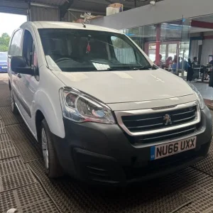 2016 Peugeot Partner Blue HDI Panel Van Manual