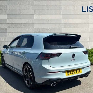 2025 Volkswagen Golf 2.0 TSI 30 TDI Clubsport 5-door Hatchback - Image 3