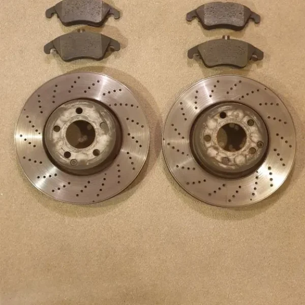 Front brake discs and pads for Mercedes E350 3.0 2012