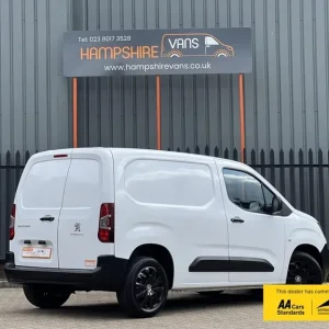 2019 Peugeot Partner 1.5 BlueHDi 1000 Professional Standard Panel Van 5dr Diesel Manual SWB Euro... - Image 3